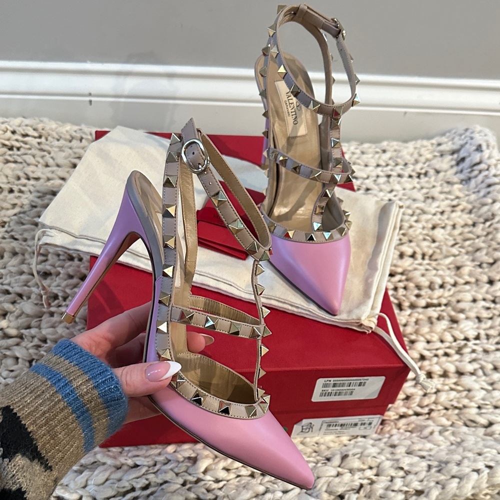 Valentino Garavani Pink Rockstud T-Strap Stiletto Pumps